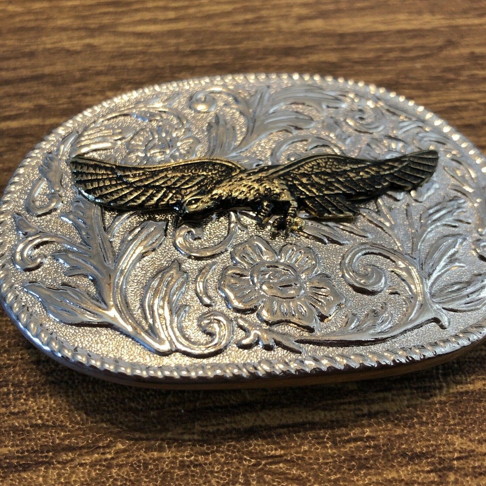 Silver and Gold Oval Scroll Work Eagle Belt Buckle - Picture 2 of 10